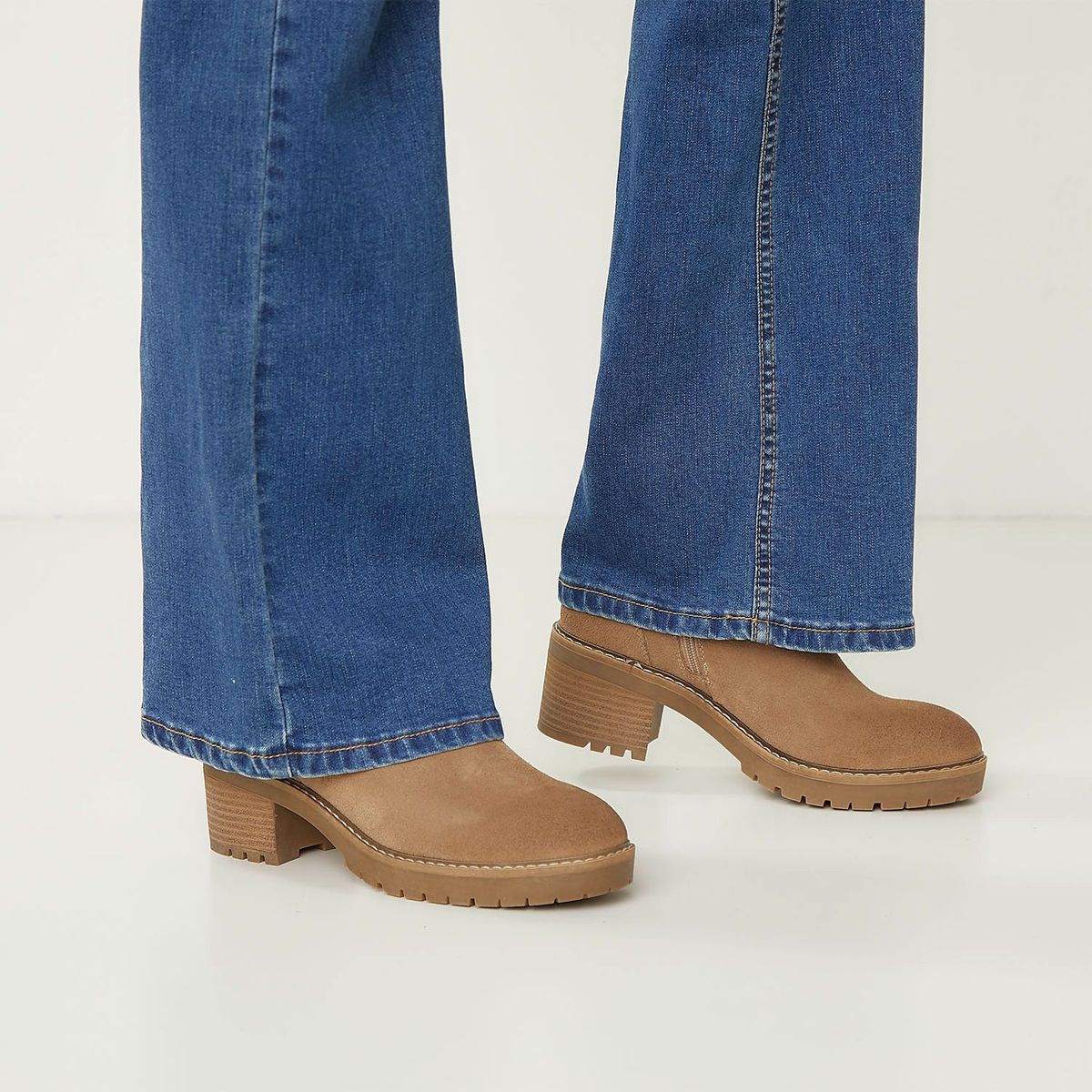 APOLOGY - Botines para Mujer con tacón Cuadrado Cemilia 2 Apology