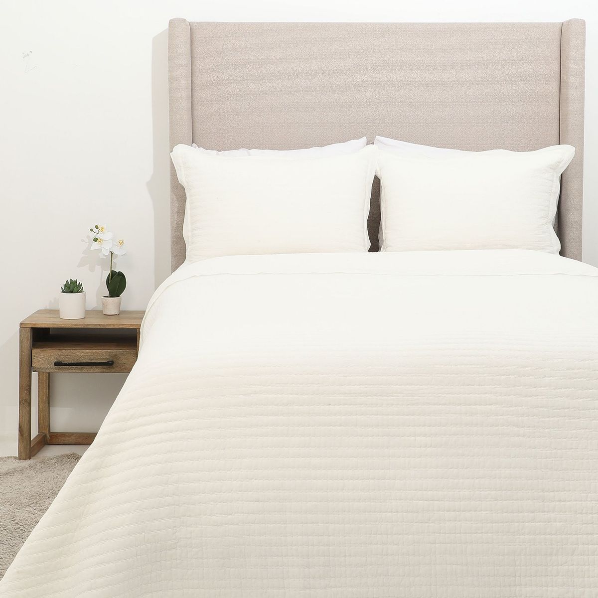 BASEMENT HOME - Edredón Textura Waves con relleno de Poliéster 105 GSM