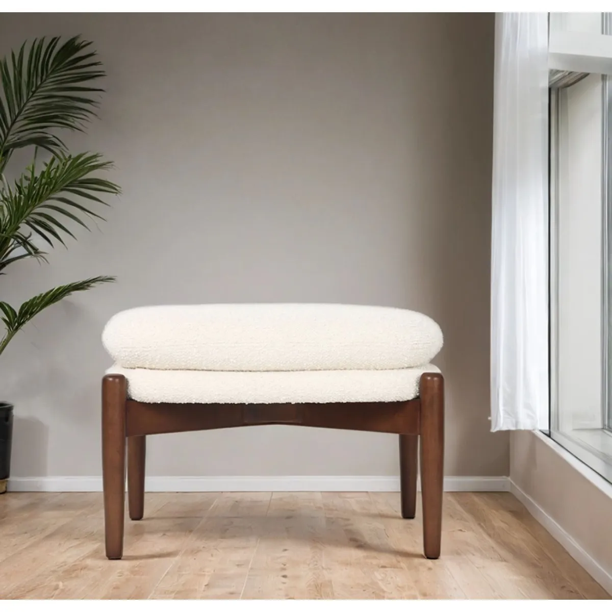 BASEMENT HOME - Sitial Puff Gaijin Basement Home 55.5x37.5x47.5 cm