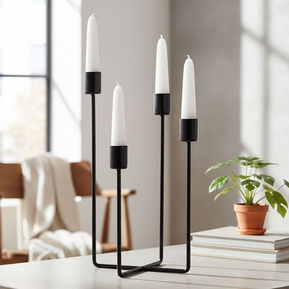 MICA - Candelabro de Metal 4 velas Negro