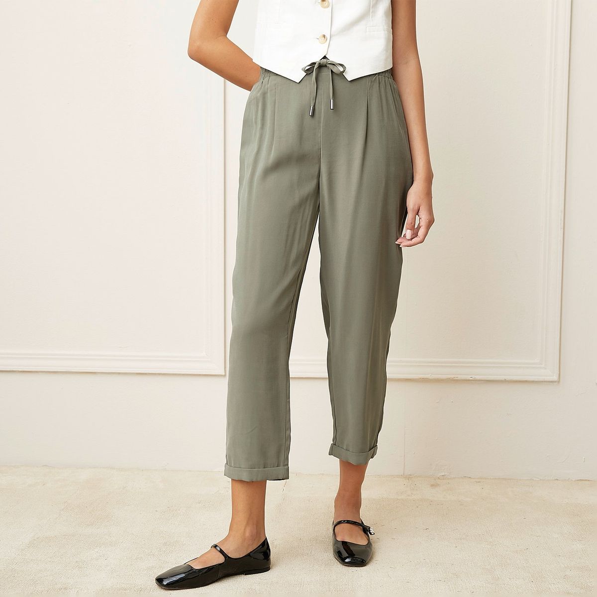 BASEMENT - Jogger Mujer Tiro alto Basement