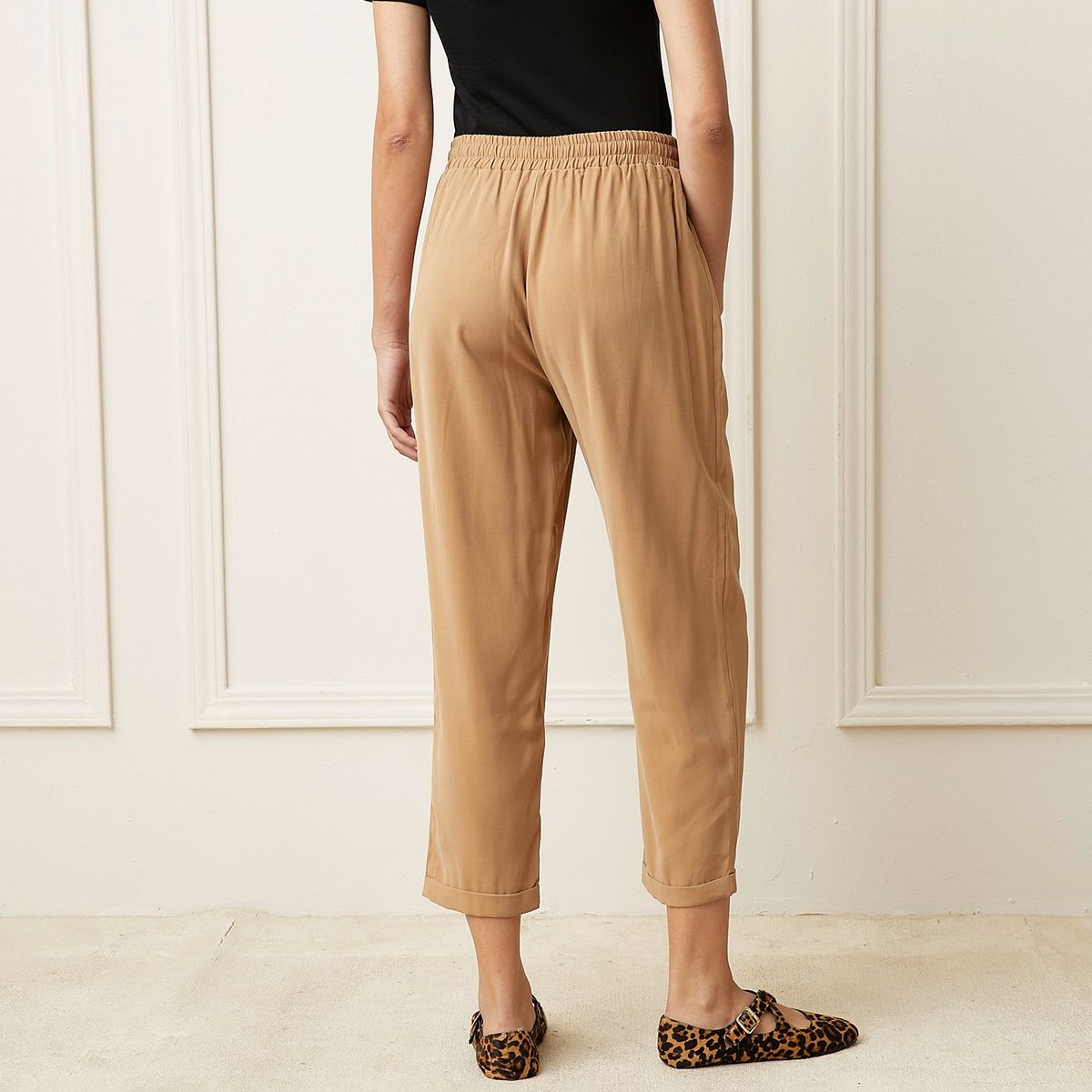 BASEMENT - Jogger Mujer Tiro alto Basement