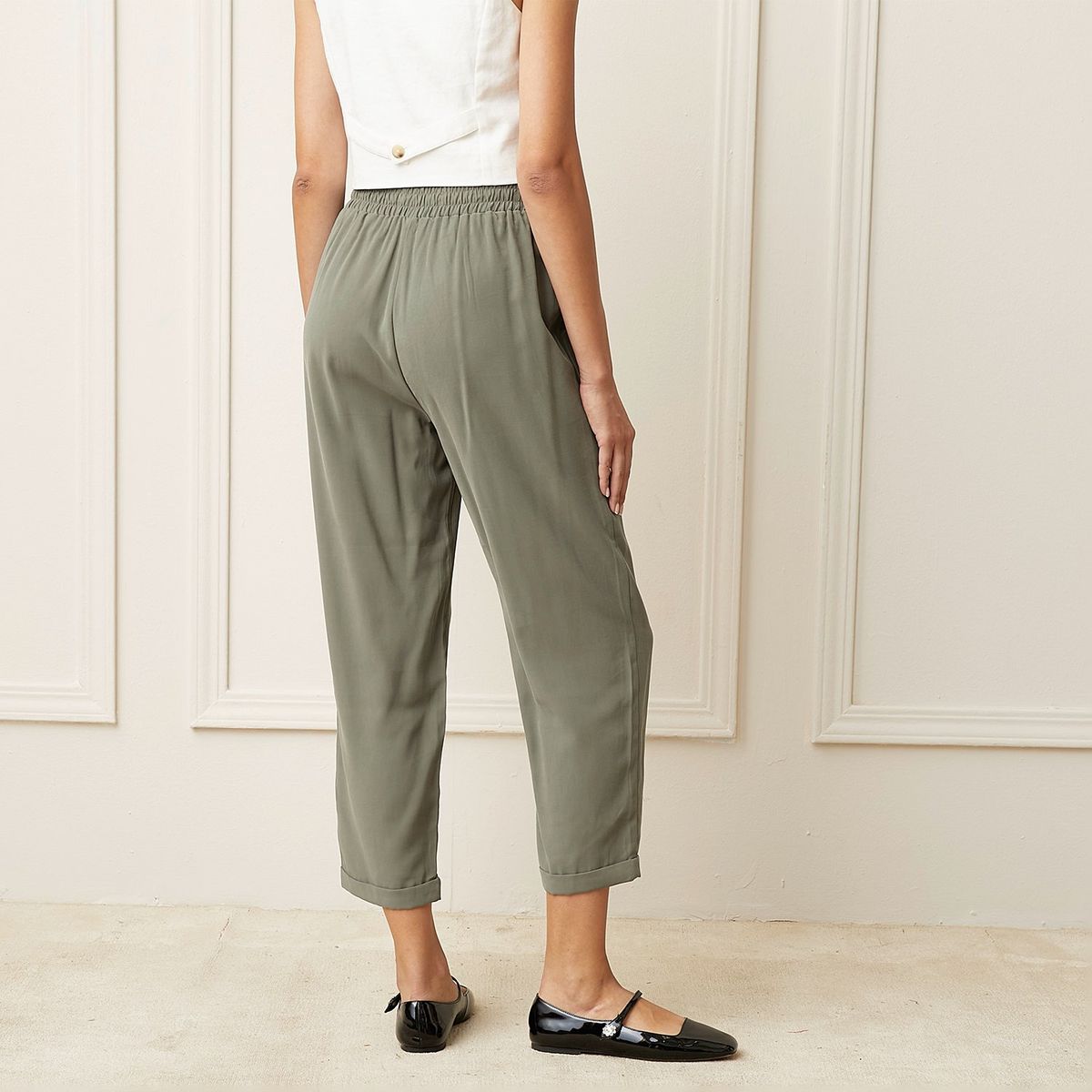 BASEMENT - Jogger Mujer Tiro alto Basement