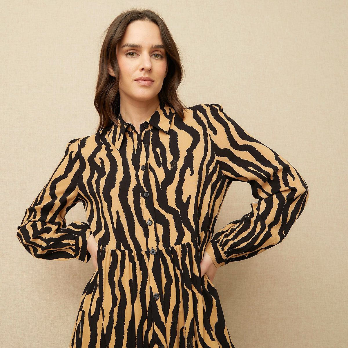 UNIVERSITY CLUB - Vestido Mujer Medio con Estampado University Club