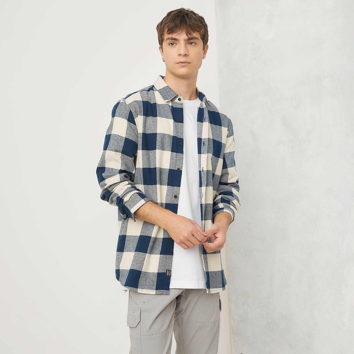 Camisa Cálida De Manga Larga A Cuadros De Invierno