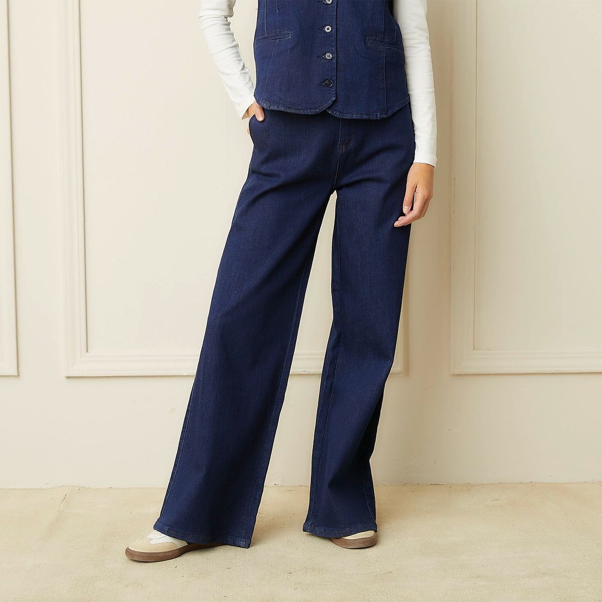 BASEMENT - Jean Recto Mujer Tiro alto Basement