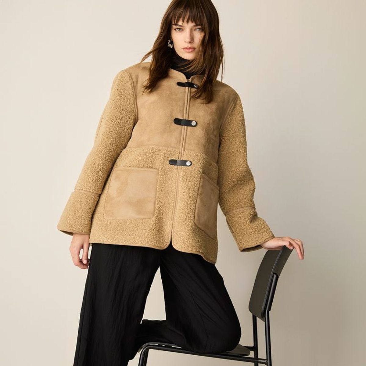 BASEMENT - Chaqueta Ovejera Mujer Oversize Basement