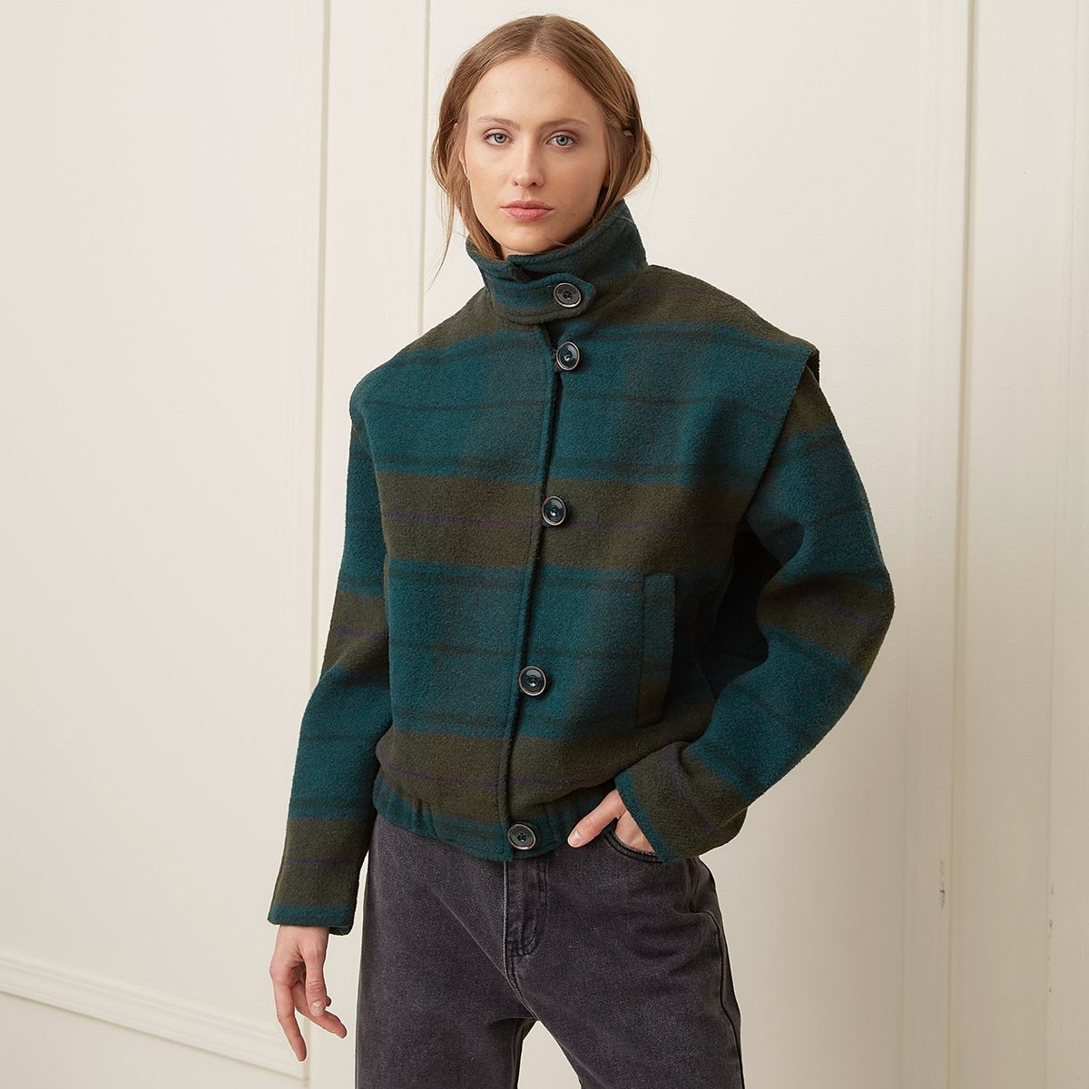 BASEMENT - Chaqueta Mujer Basement