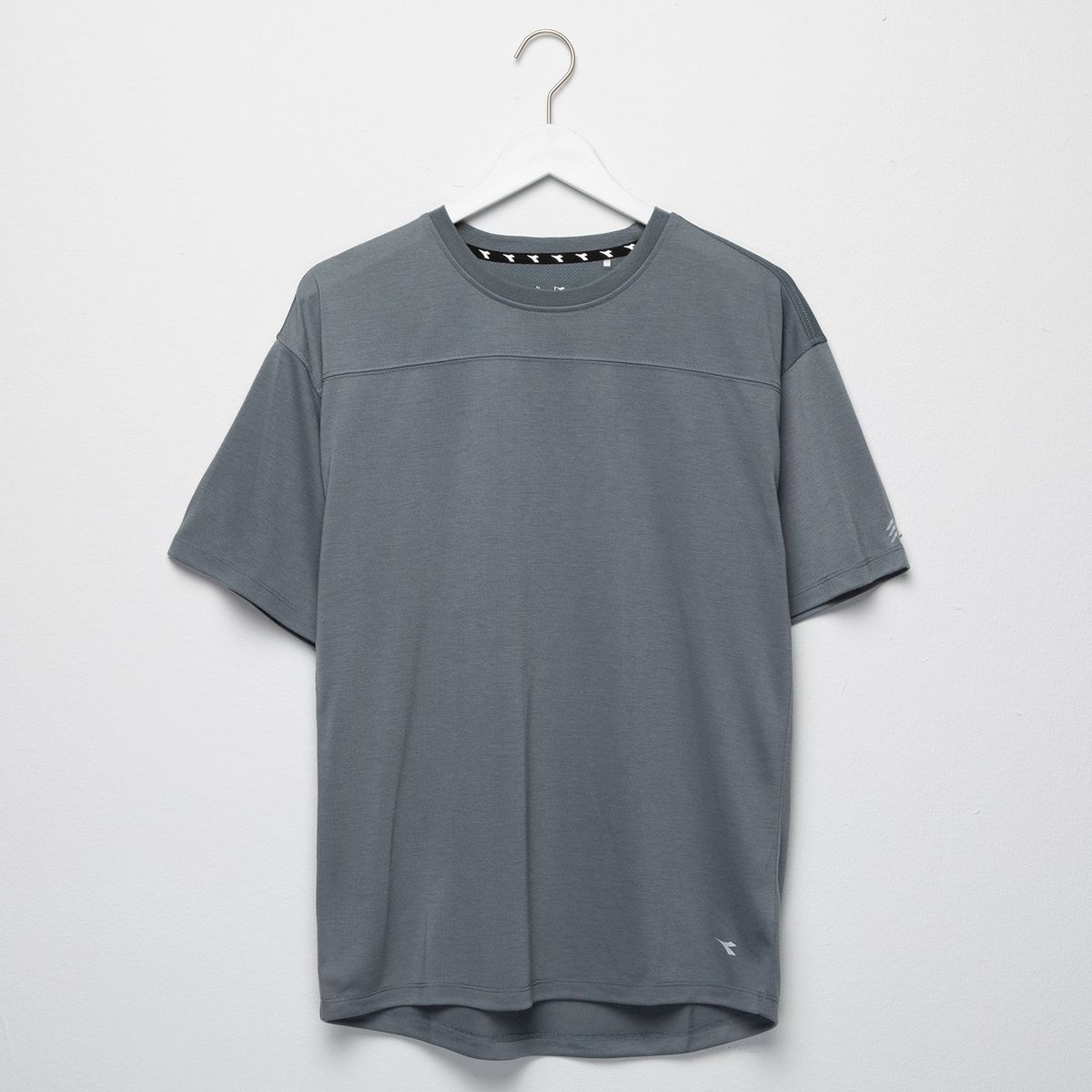 DIADORA - Camiseta Para Niño  con Logo  Manga corta Diadora