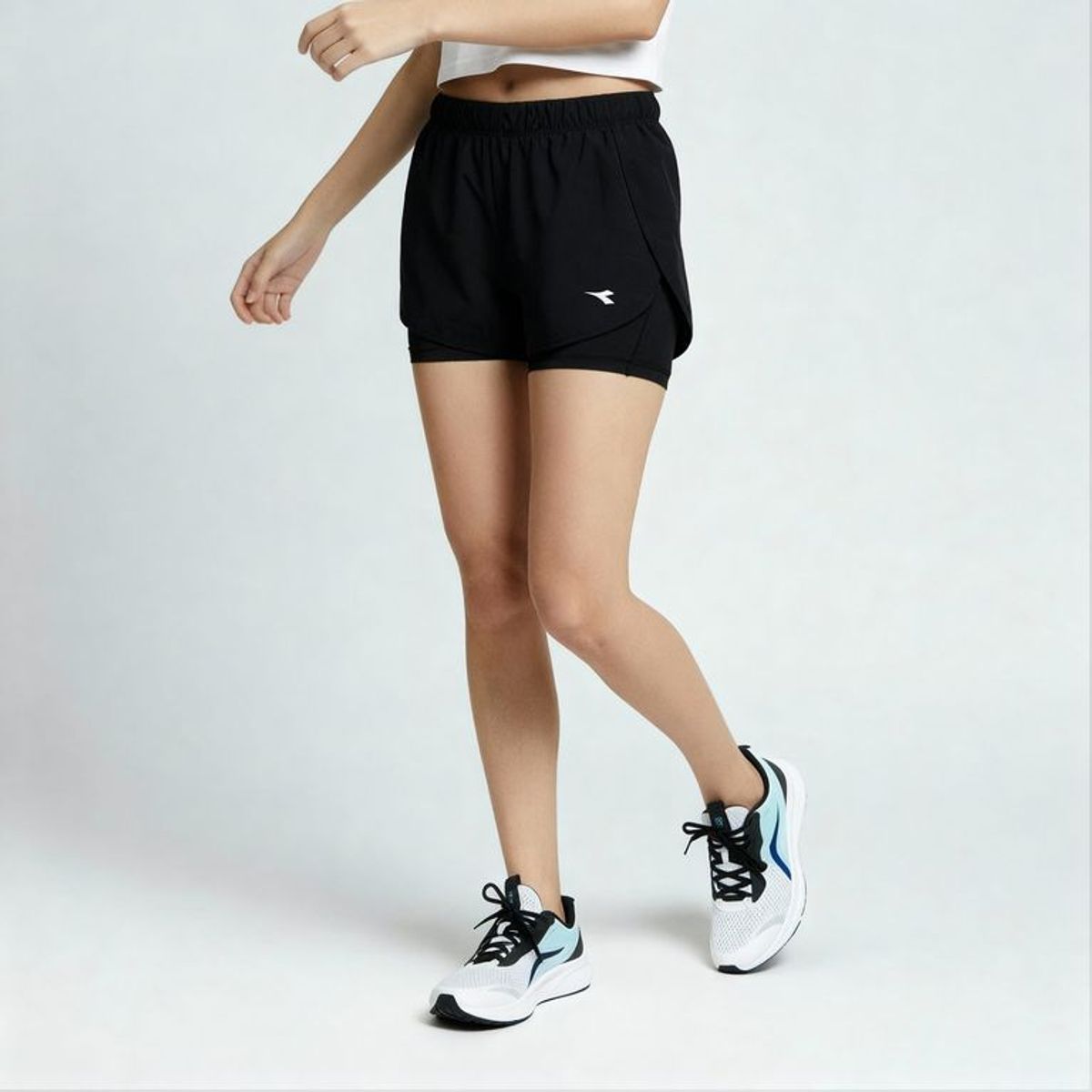 DIADORA - Short Deportivo para Niña Logo Diadora Running