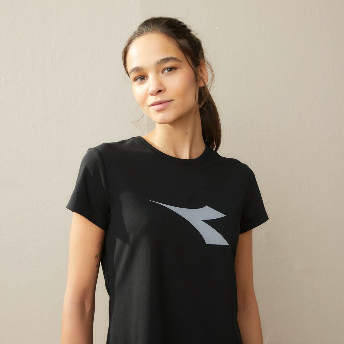 DIADORA - Camiseta Deportiva Training Mujer Diadora