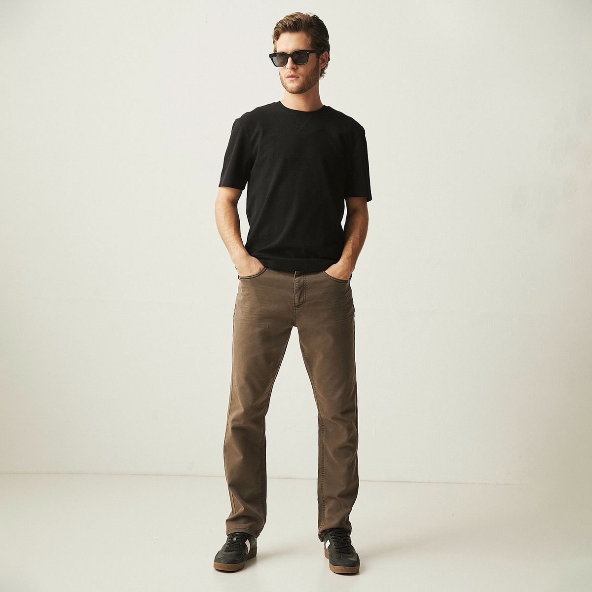 BASEMENT - Pantalón 5 Bolsillos Hombre Slim de Algodón Basement