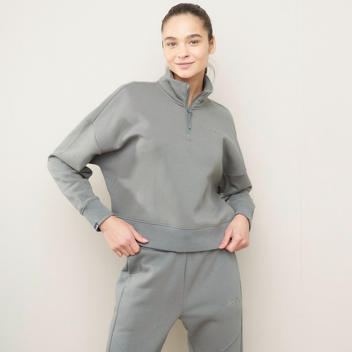 DIADORA - Buzo Deportivo Mujer LifeStyle Diadora