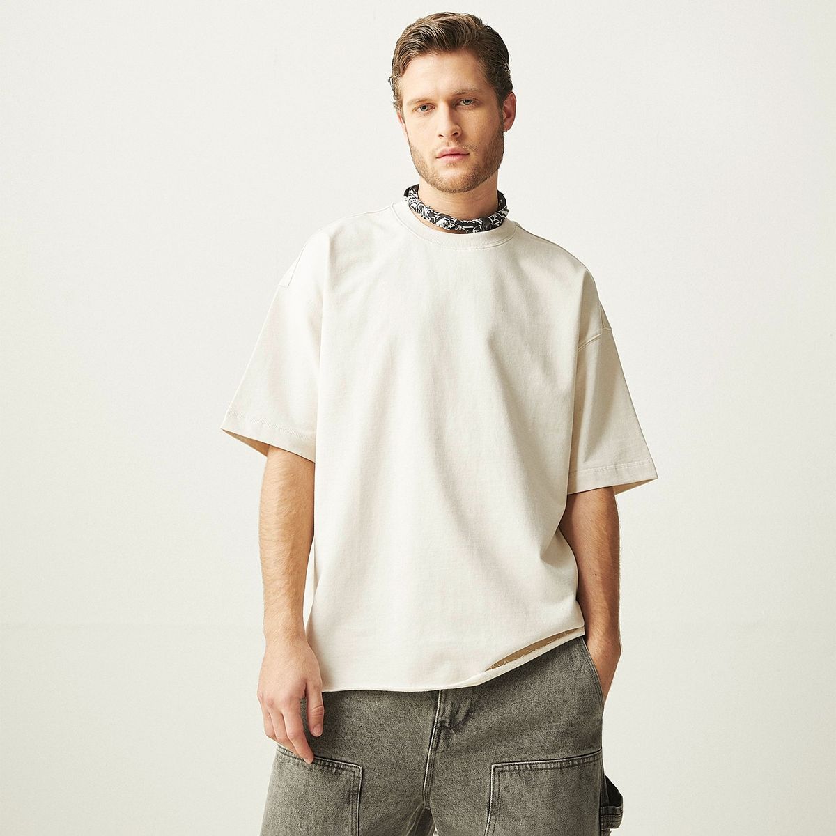 BASEMENT - Camiseta Hombre Manga corta Oversized fit de Algodón BASEMENT