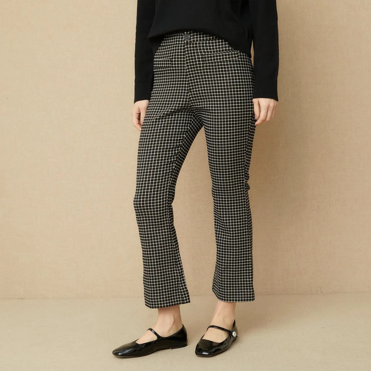 UNIVERSITY CLUB - Pantalón Flare Mujer Tiro alto con Estampado University Club