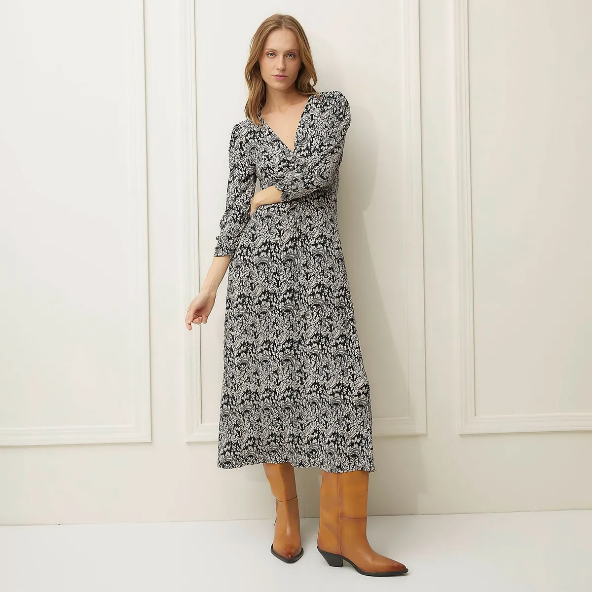 BASEMENT - Vestido Mujer Medio Casual con Estampado Basement 