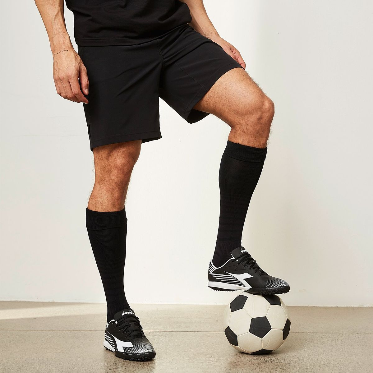 DIADORA - Guayos para cancha sintética Diadora Hombre Pichichi 8 TF Negro
