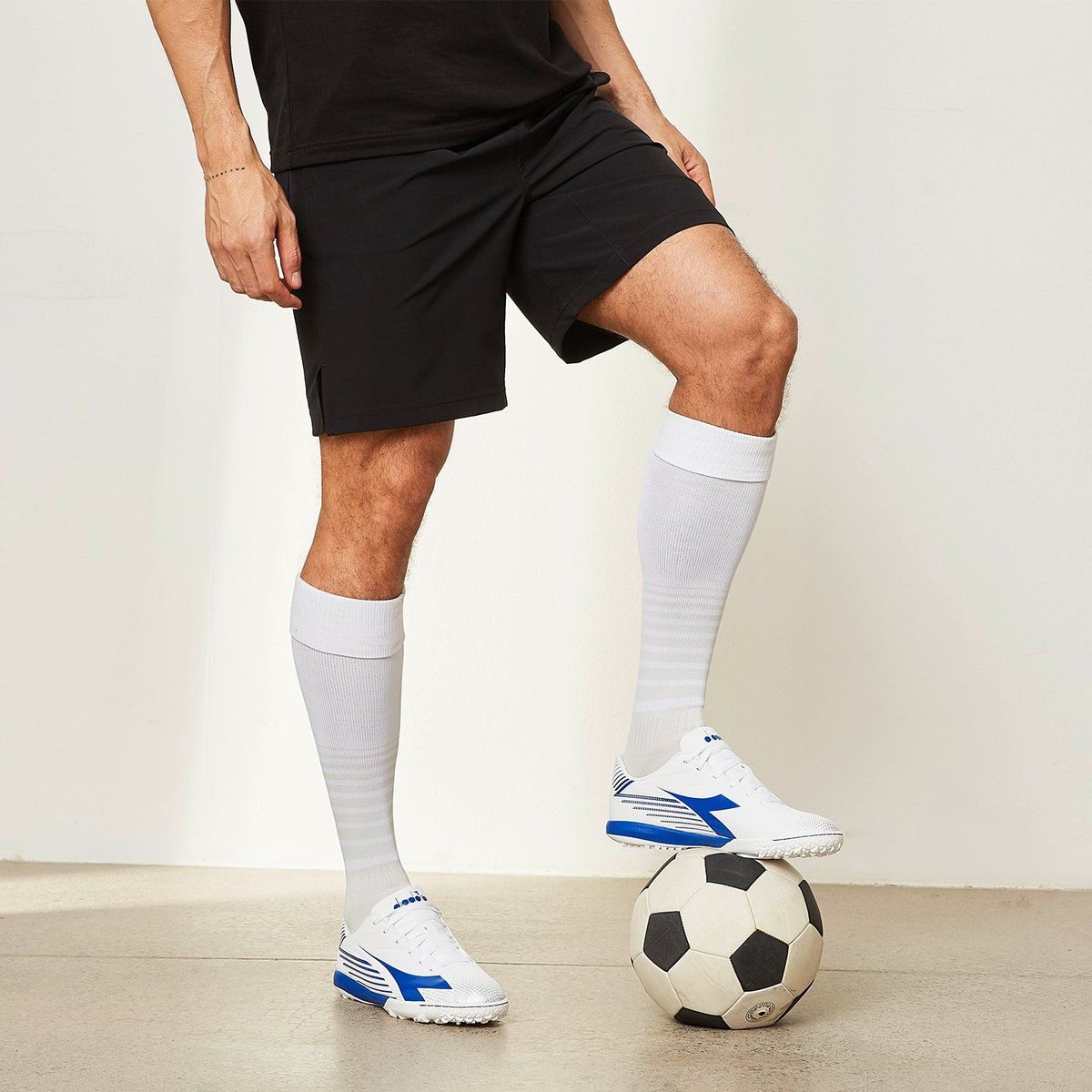 DIADORA - Guayos para cancha sintética Diadora Hombre Pichichi 8 TF Blanco