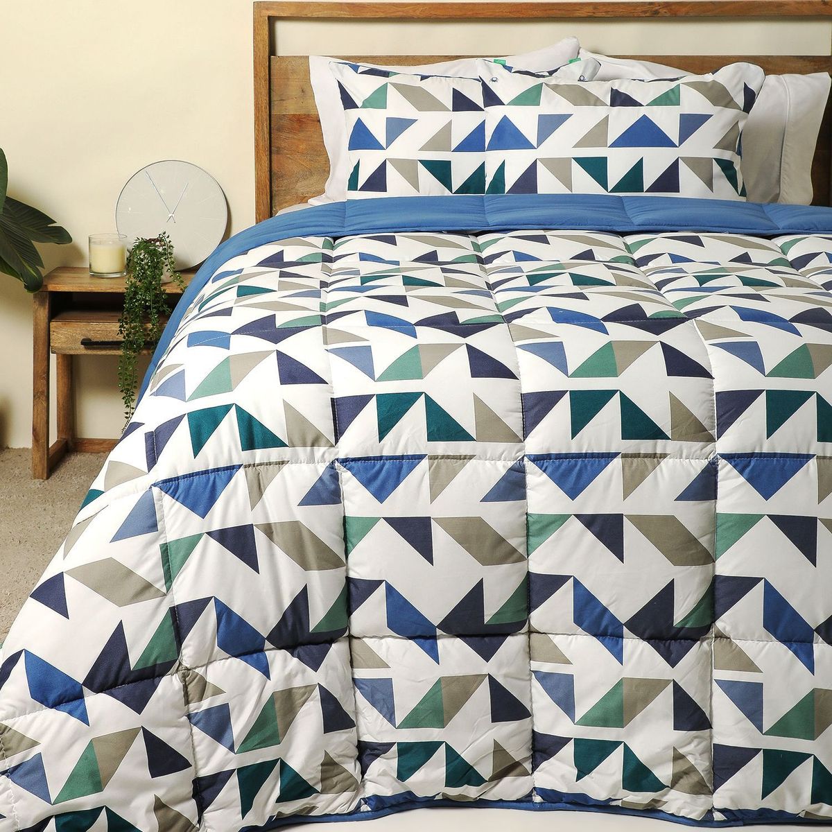 BENETTON - Edredon Benetton: Estampado Poliéster 95 GSM