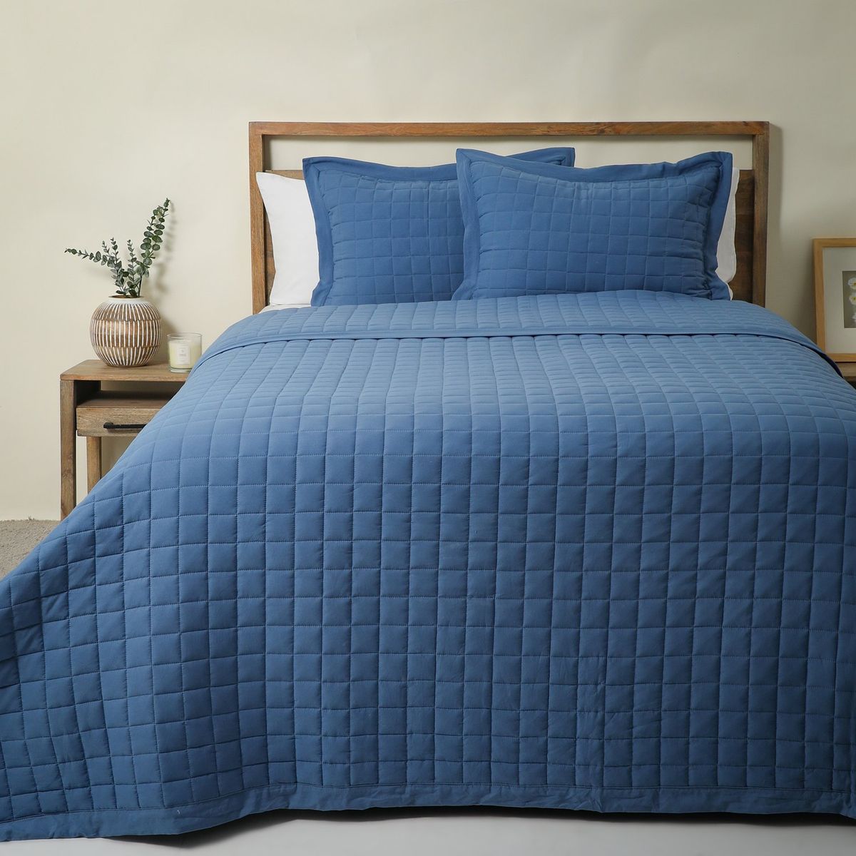 MICA - Cubrecama MICA Liso Pedro