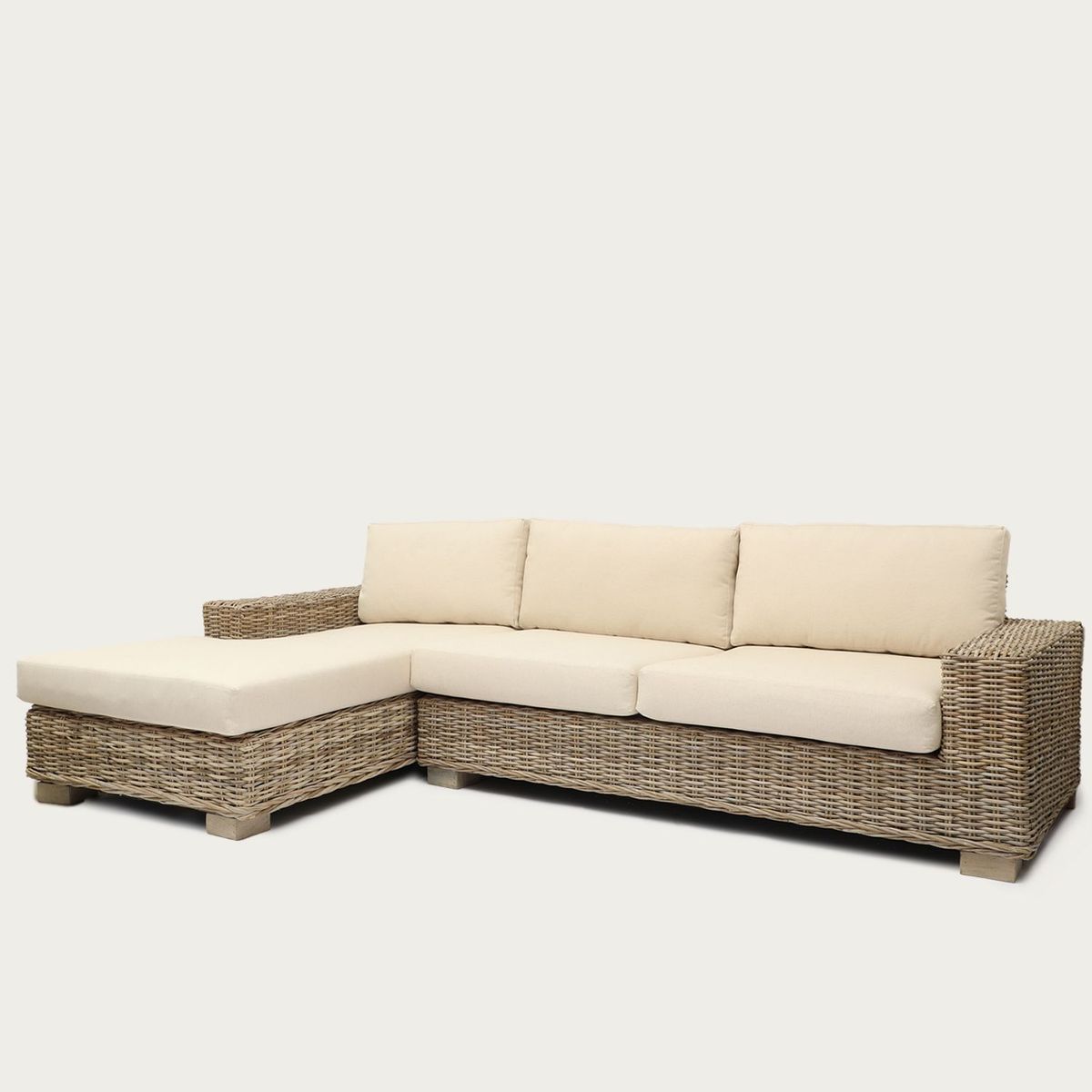ROBERTA - Sofá en L derecho de exterior 4 puestos Ratán Natural Kubu 270 cm x 159 cm x 67 cm Roberta Allen