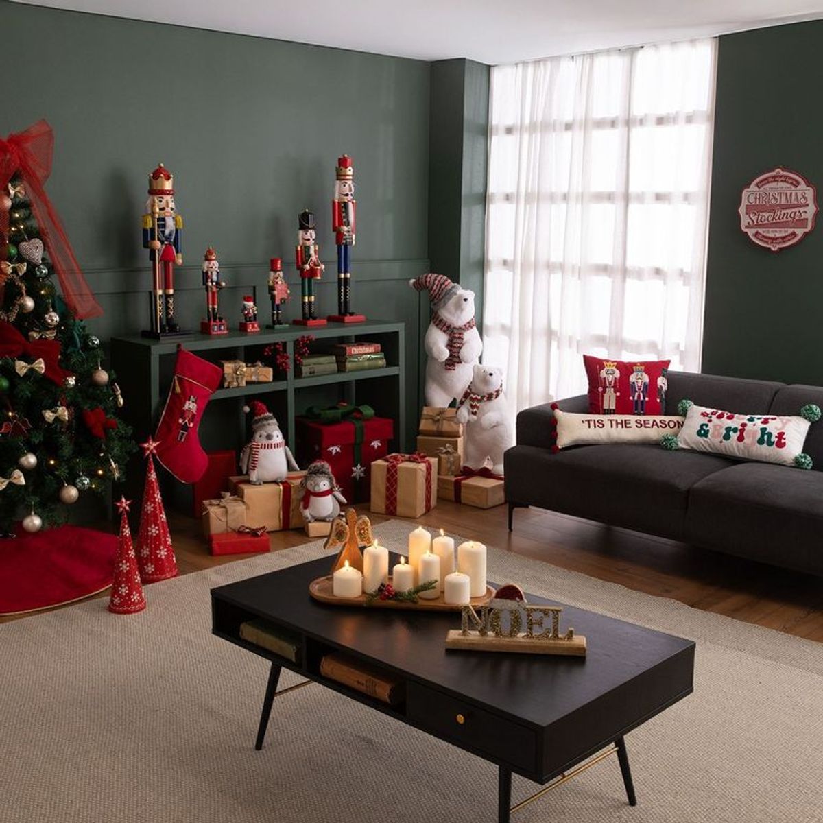 MICA - Adorno Árbol de Navidad: Pino Rojo 19 cm