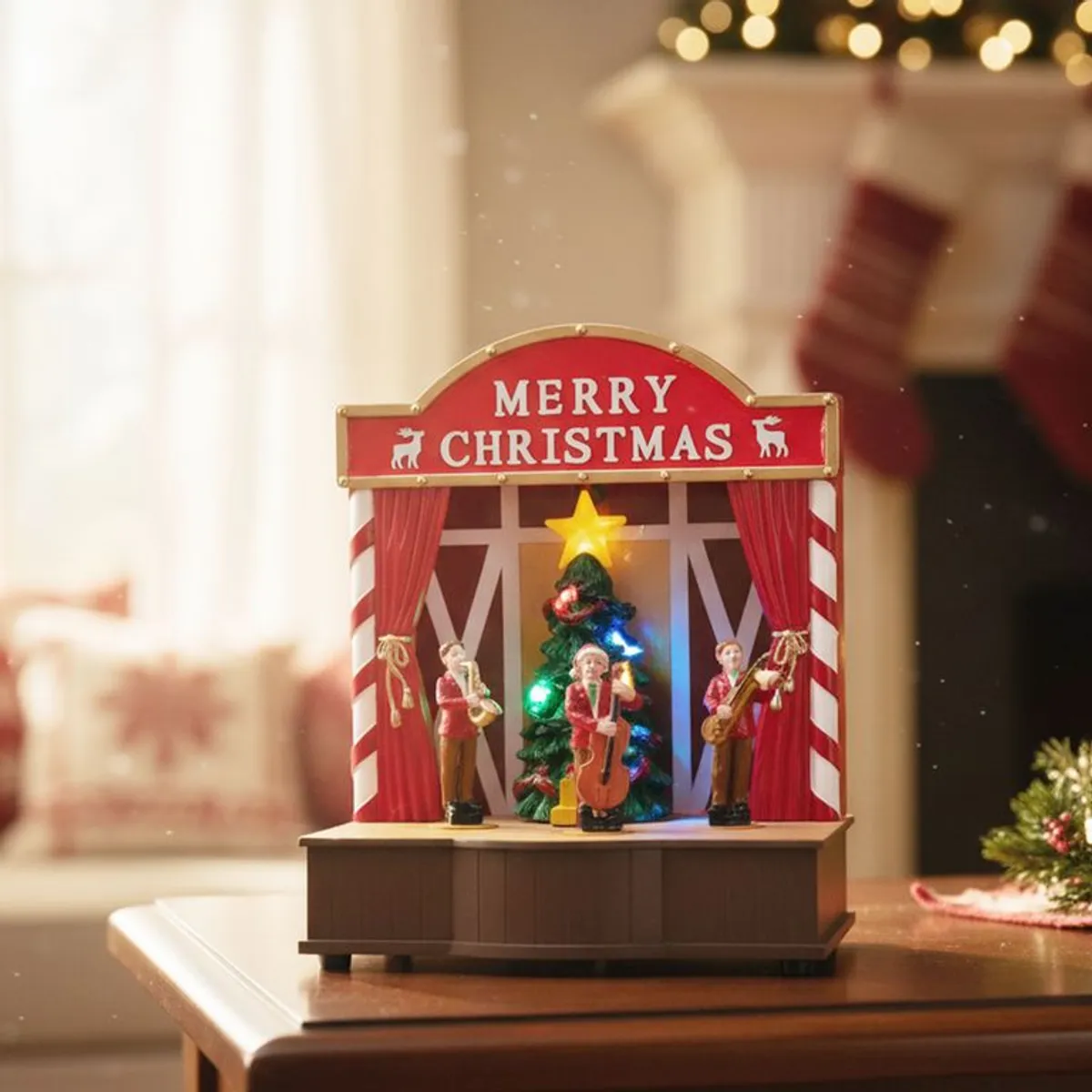 MICA - Villa Navideña: Musicos Techo 15.5x11.5x19 cm