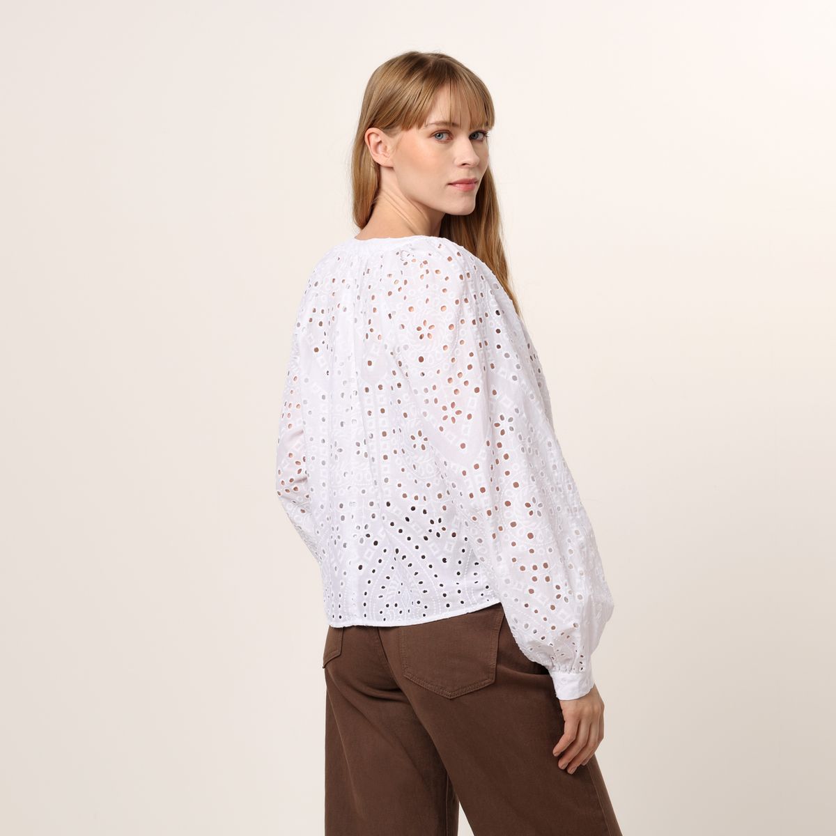 UNIVERSITY CLUB - Blusa Mujer Bordado Manga larga University Club 