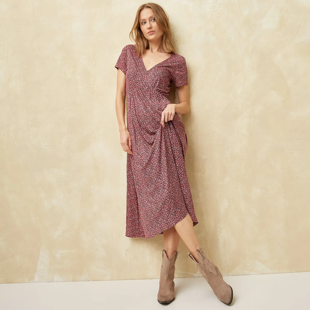 UNIVERSITY CLUB - Vestido Medio Casual con Estampado para Mujer University Club