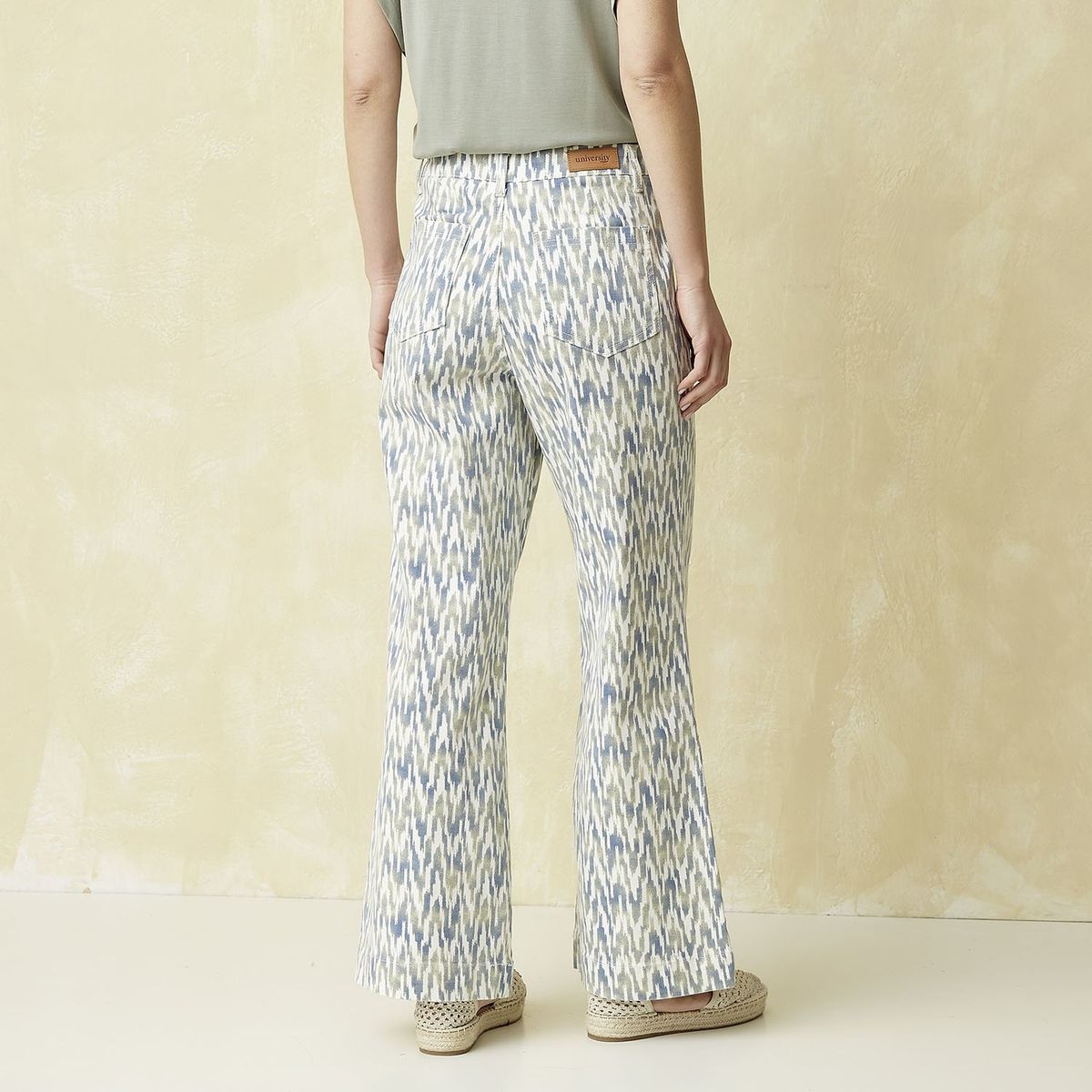 UNIVERSITY CLUB - Jean Recto Mujer Tiro medio con Estampado University Club