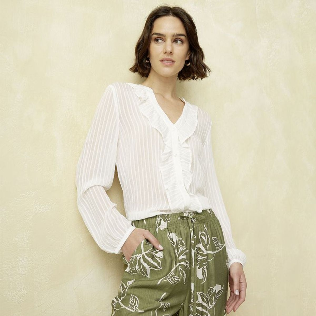 UNIVERSITY CLUB - Blusa Mujer con Boleros Manga larga University Club