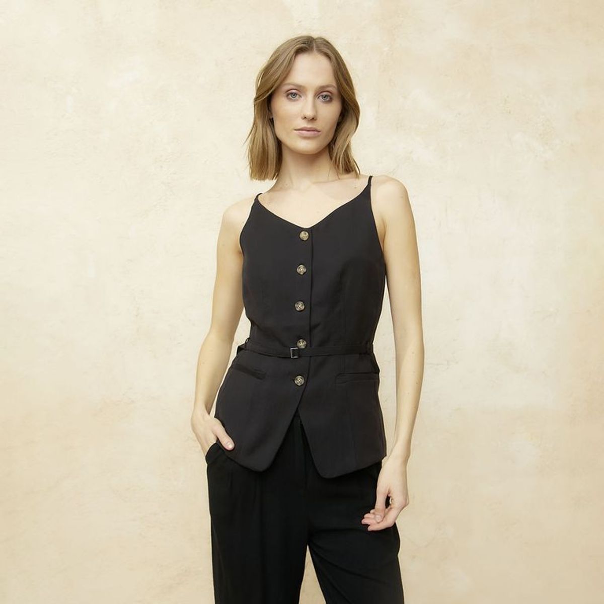 BASEMENT - Chaleco Mujer Slim fit Basement
