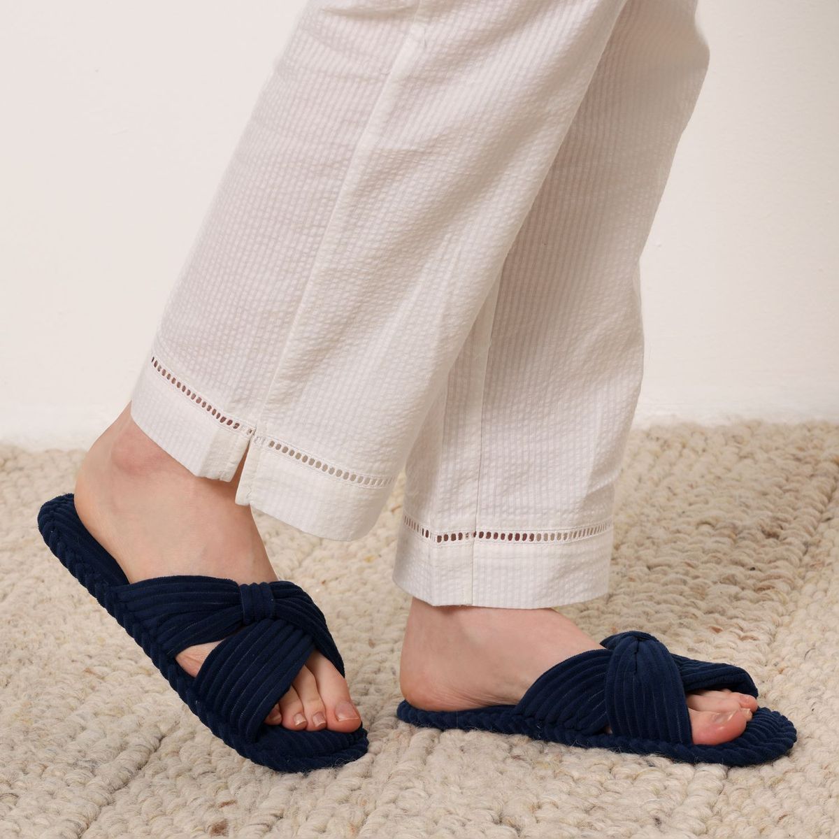 BLU - Chanclas pantufla para Mujer BLU