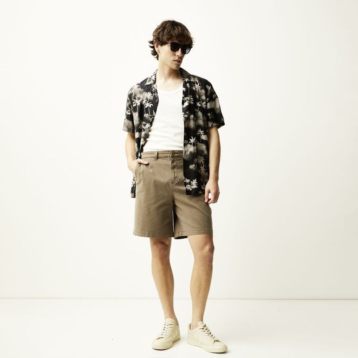 BASEMENT - Bermuda Hombre Basement