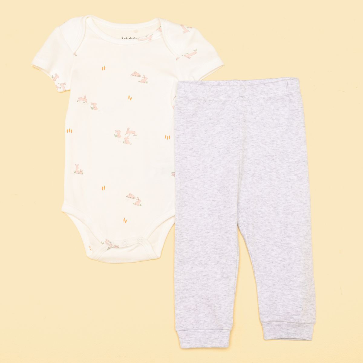 YAMP - Set Body manga corta + Gorro + Pantalón + Medias+ Babero para Bebé niña Baby shower de Algodón Yamp