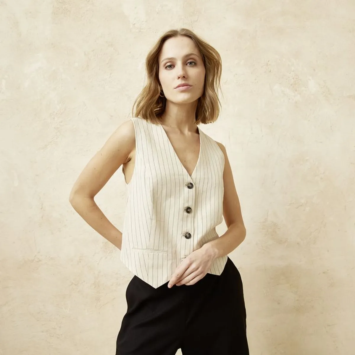 BASEMENT - Chaleco Mujer Slim fit de Lino Basement