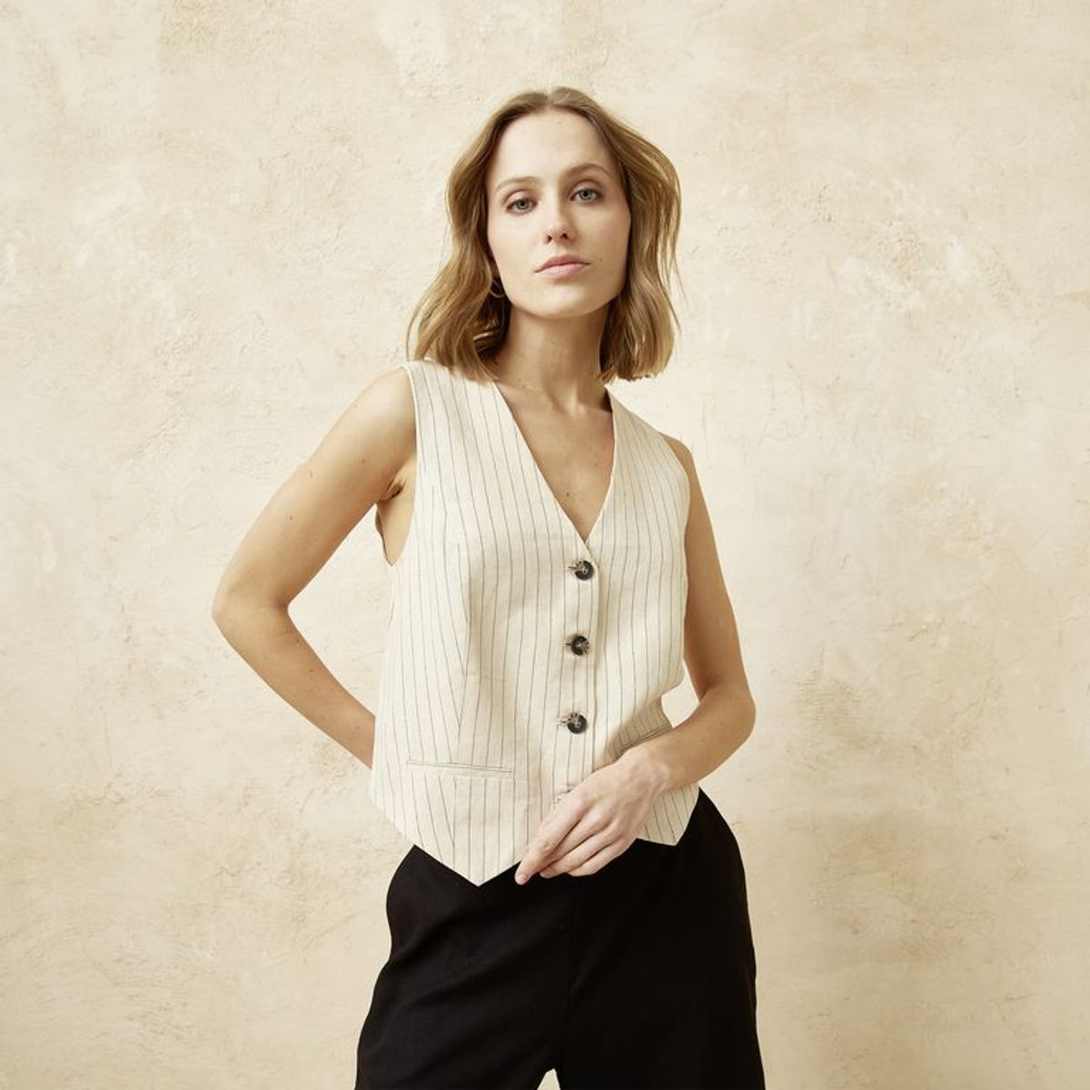 BASEMENT - Chaleco Mujer Slim fit de Lino Basement
