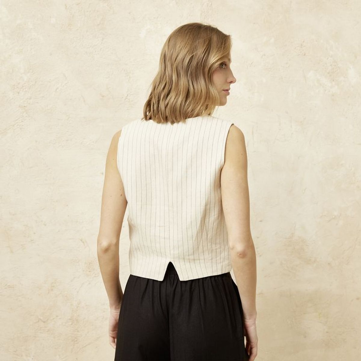 BASEMENT - Chaleco Mujer Slim fit de Lino Basement