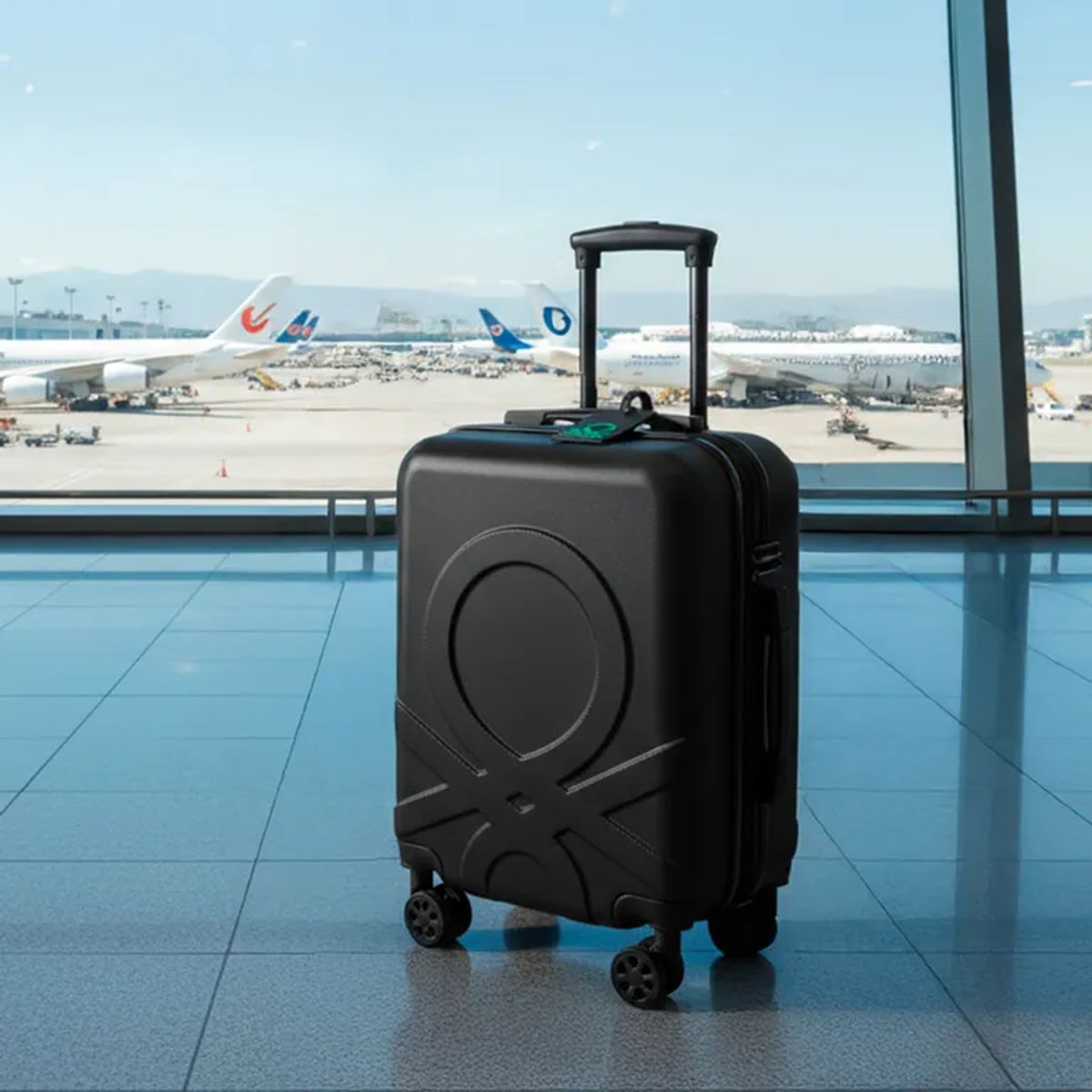 BENETTON - Maleta rígida de viaje 10kg - Benetton Ruedas 360 