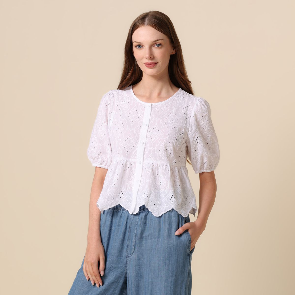 UNIVERSITY CLUB - Blusa Mujer con Ojalillo Manga corta University Club 