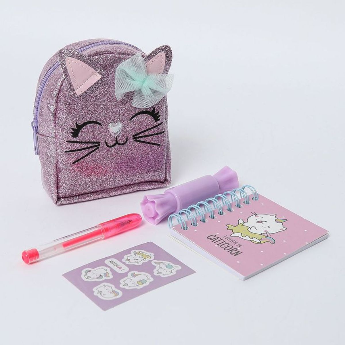 YAMP - Set de útiles escolares mini maleta Inlcuye accesorios Yamp