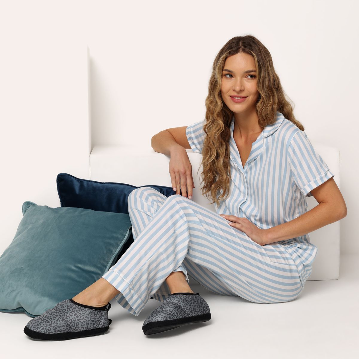 SYBILLA - Pantuflas para Mujer Sybilla