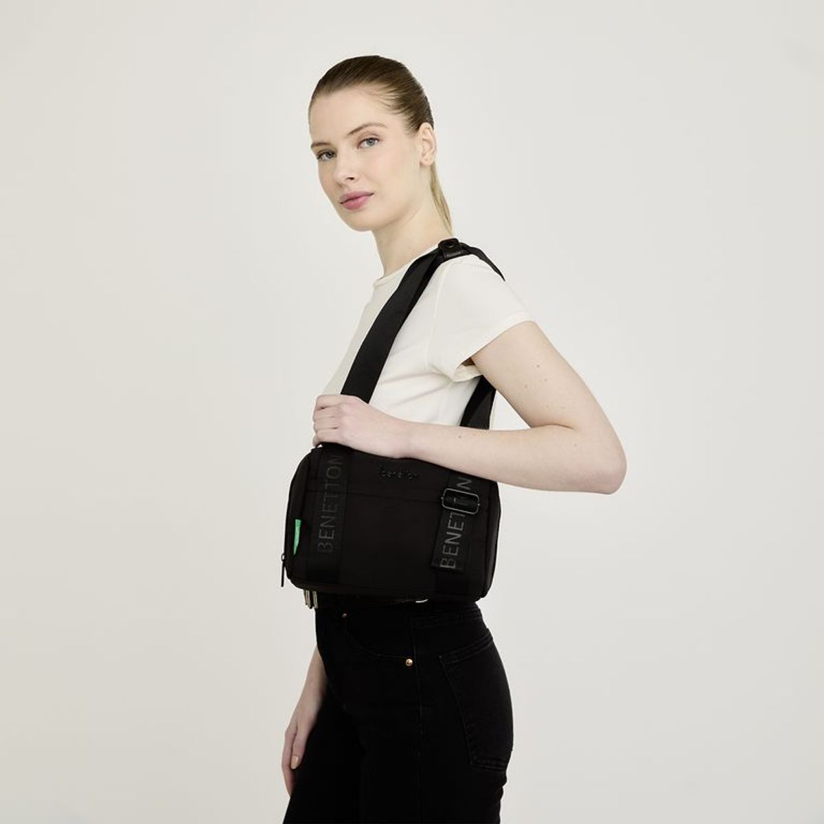 BENETTON - Bolso BENETTON para Mujer  CROSS BODY BTSCBBE401AI26L