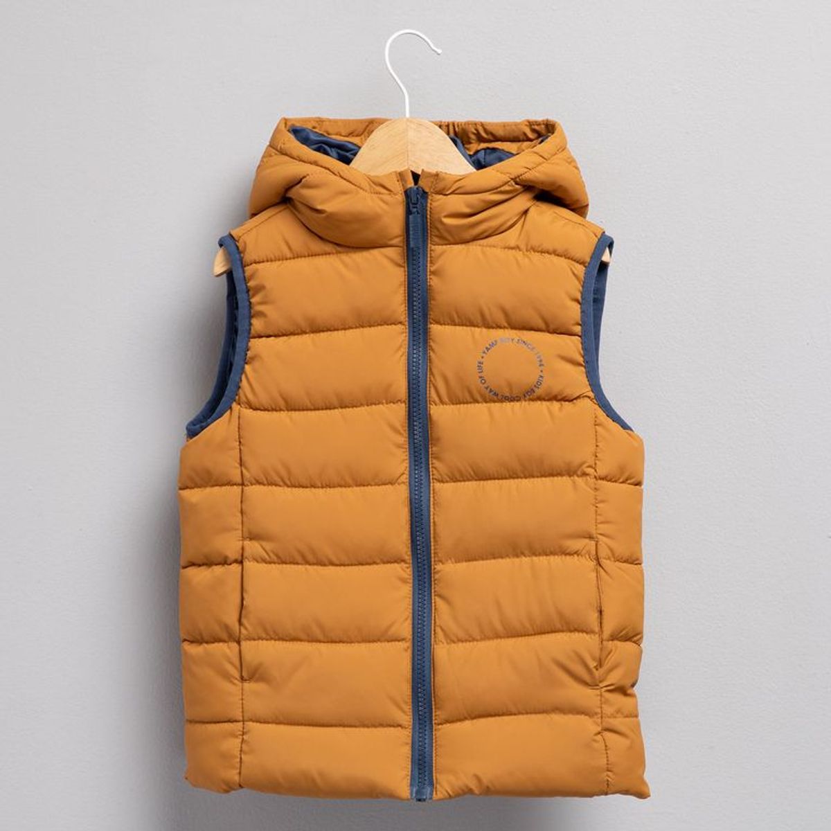 YAMP - Chaleco Con capucha para Niño Acolchado Yamp