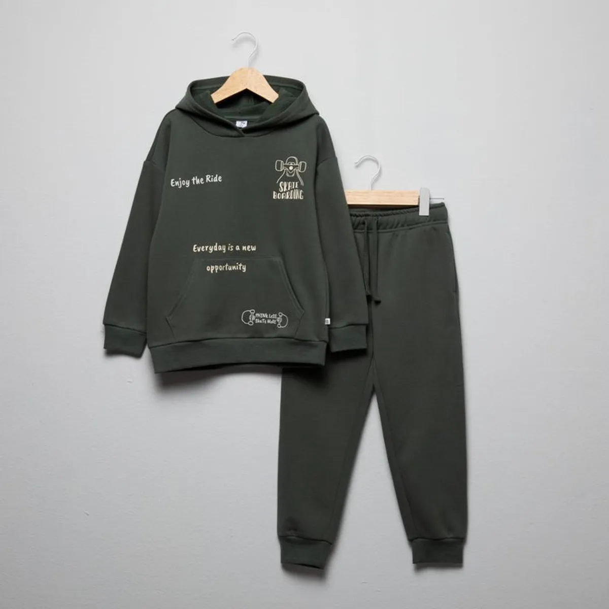 YAMP - Sets Saco con capucha + Jogger para Niño en Algodón Yamp