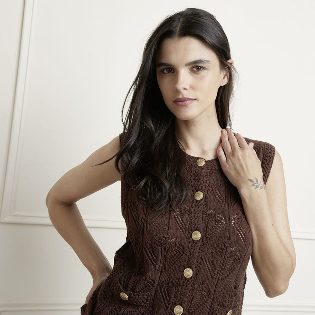 BASEMENT - Chaleco Mujer con Bordado Slim fit Basement