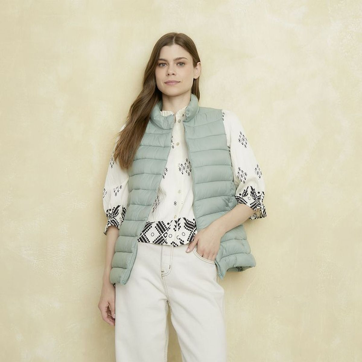 UNIVERSITY CLUB - Chaleco Mujer Acolchado Slim University Club