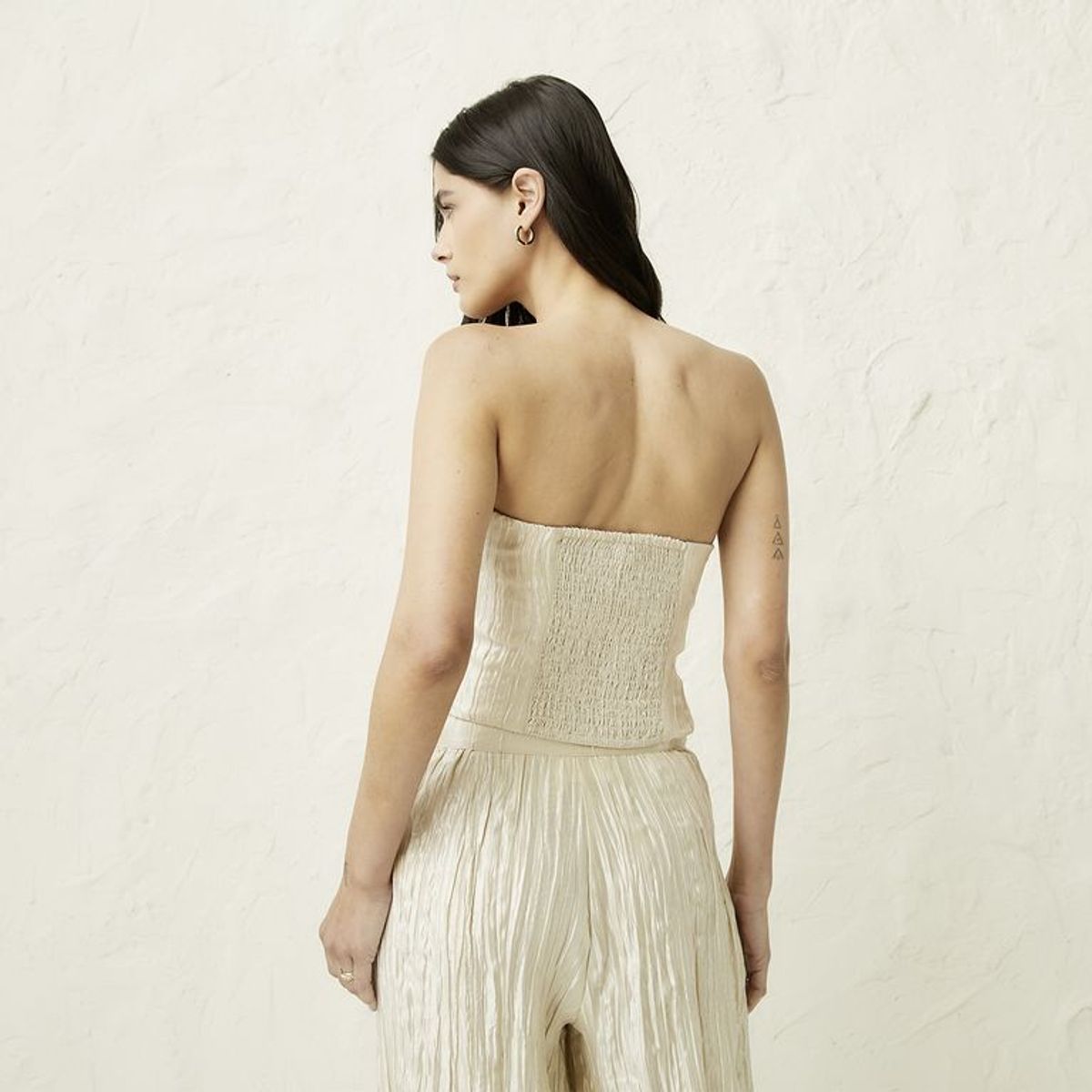 BASEMENT - Blusa Mujer Plisada Sin mangas Basement