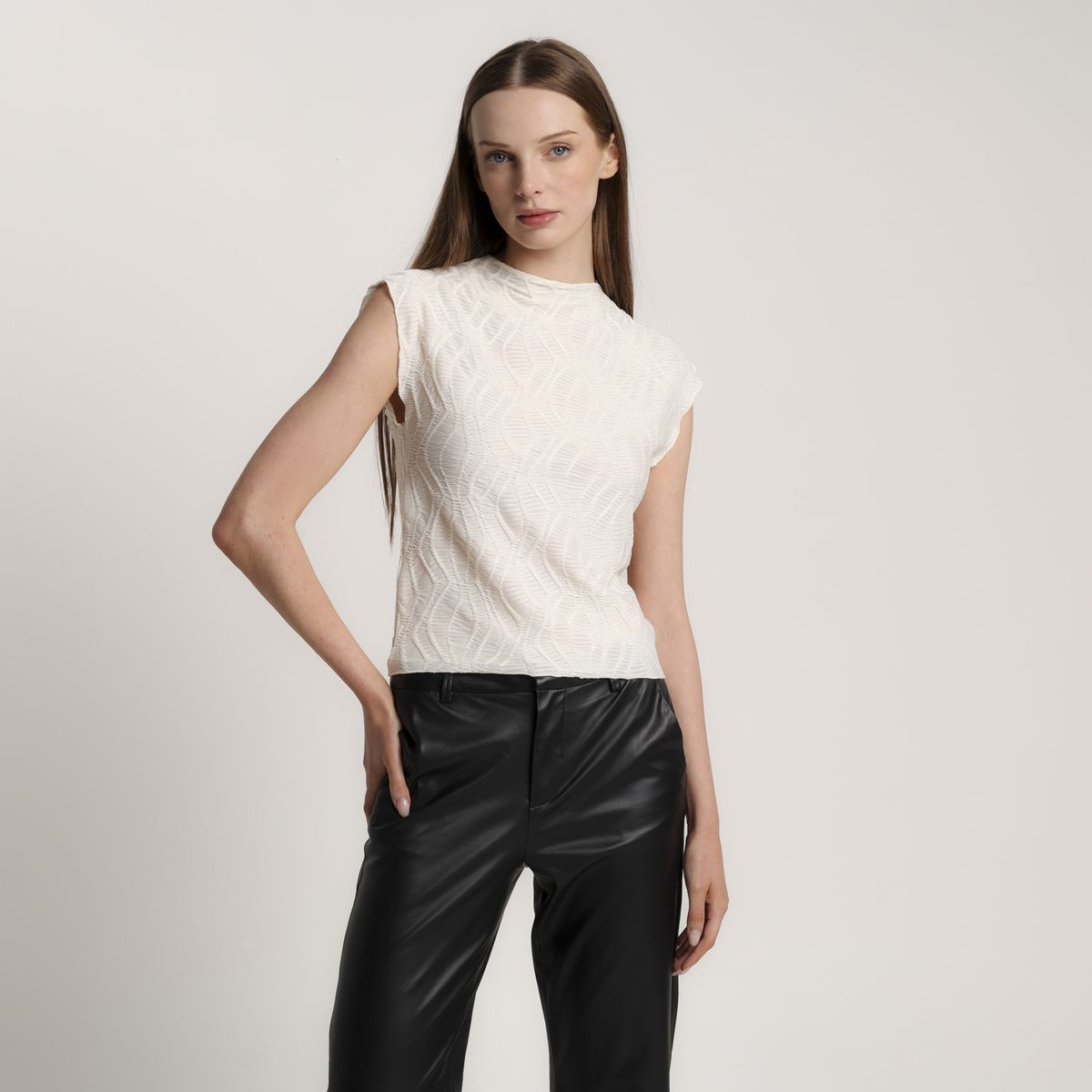 BASEMENT - Blusa Mujer Textura Sin mangas Basement