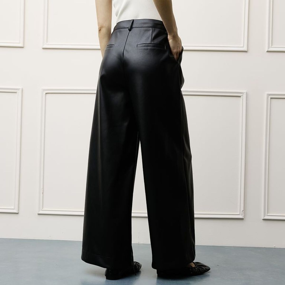 BASEMENT - Pantalón Wide Leg Mujer Efecto Cuero Basement